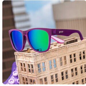 NEW Goodr purple sunglasses,